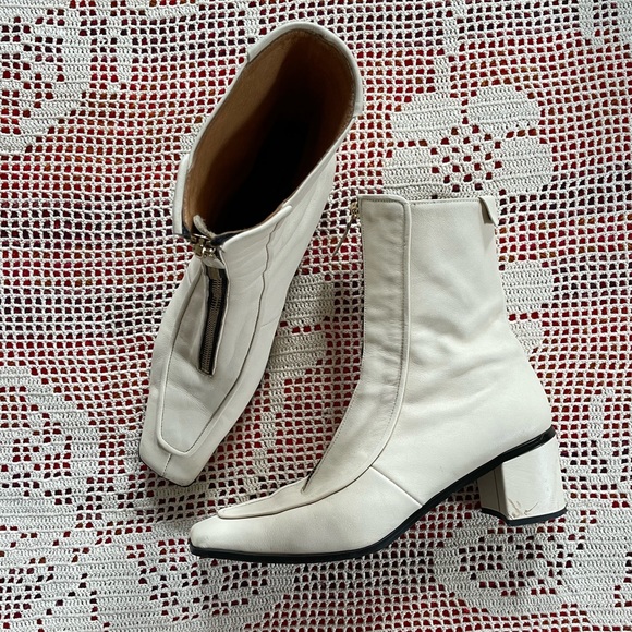 SOLD— 60s mod style zip front block heel ankle boots by Reike Nen - Picture 1 of 5